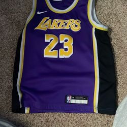 LeBron Jersey 