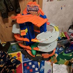 Hot Wheels Ultimate Garage