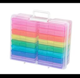 Storage containers