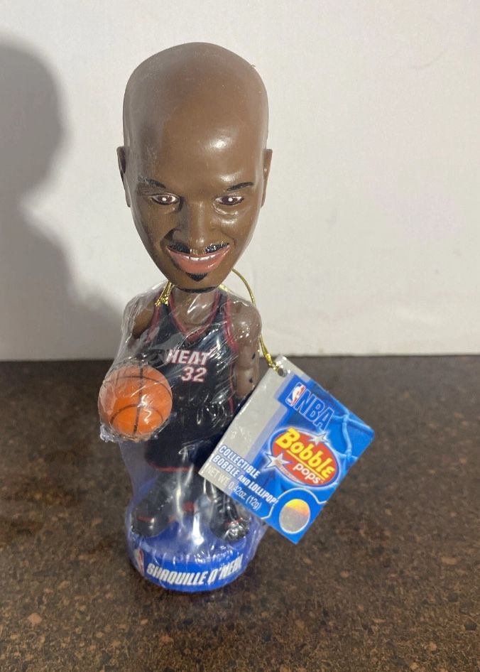 Rare NBA Bobble Pops Shaquille O'Neal Bobblehead & Lollipop 2007 Collectible