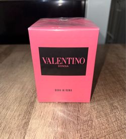 Valentino Donna Born in Roma EDP