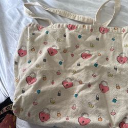 Tote bag