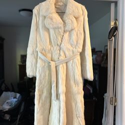 Vintage 1980’s Rabbit Fur Coat
