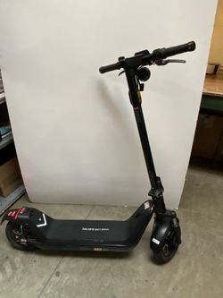 NIU KQi 300P Foldable Electric Kick Scooter W/ 30 mi Max Range & 20 mph Max Speed Black #801
