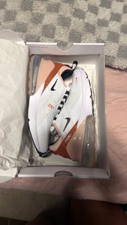 Women’s air max 270 size 8.5