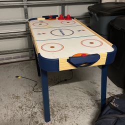 Air Hockey Table