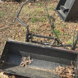 Craftsman 36 inch wide by 16 inch deep manual front and loader that’s almost craftsman riding mowers and maybe a few other models. I’m not sure.