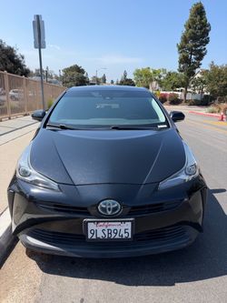 2020 Toyota Prius LE