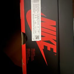 Air Jordan 1 University Blue Retro High OG Size 11