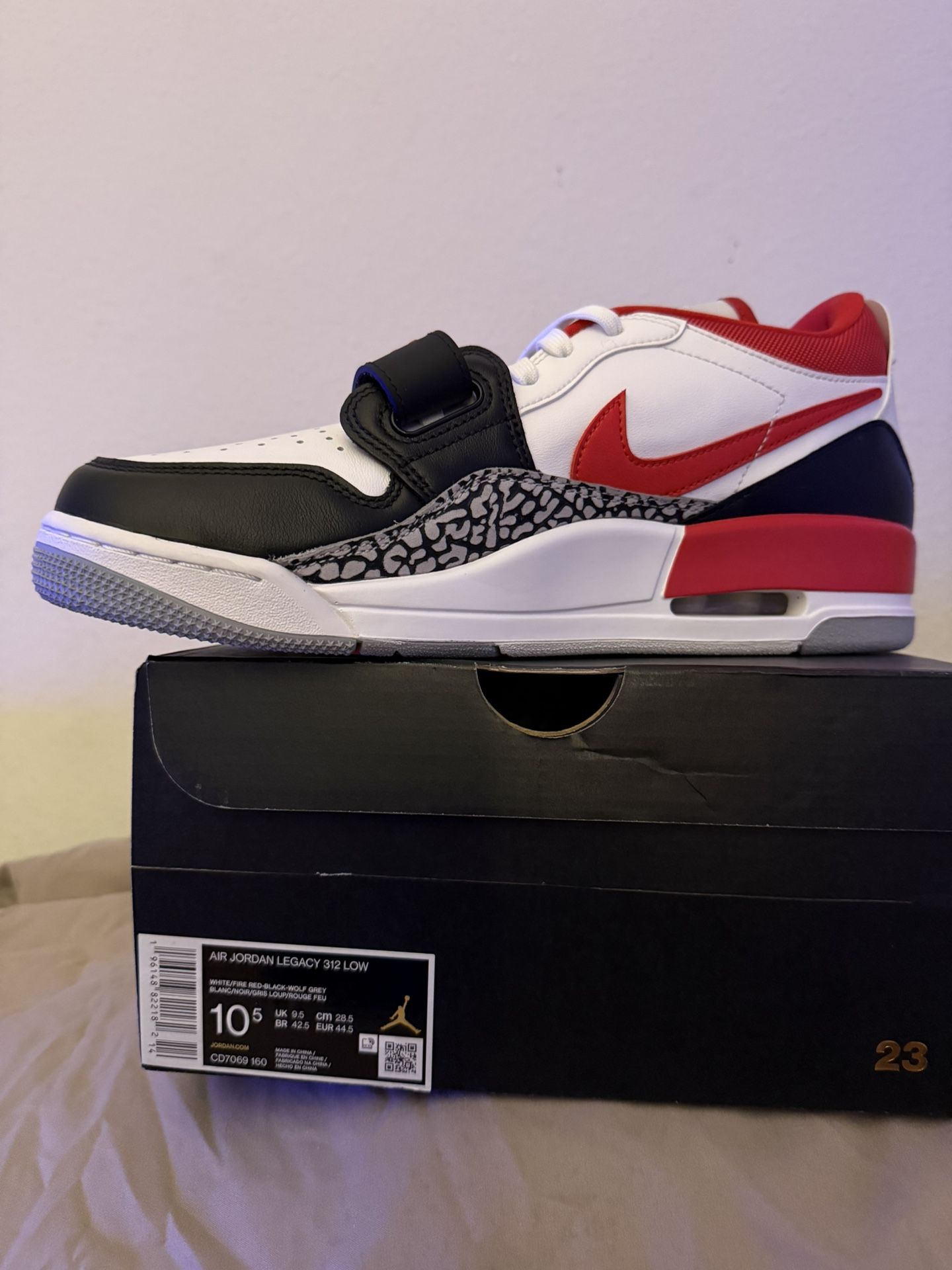 Air Jordan Legacy 312 Low Men’s Size 10.5