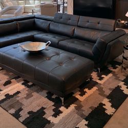 🛋️ Modern Black Leather Sectional Couch + Matching Ottoman – Hidden Storage
