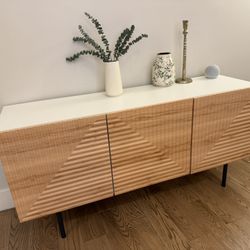 Sideboard / Credenza 