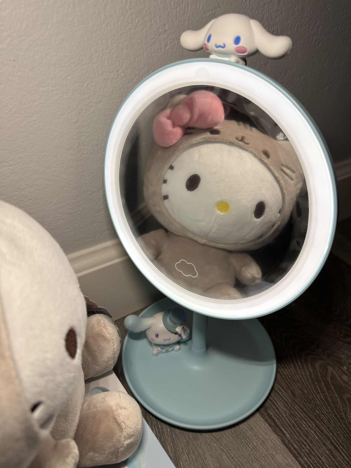 Sanrio Cinnamoroll LED portable Vanity Mirror