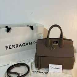 Brand New Ferragamo Studio Box Small Leather Top-handle Bag