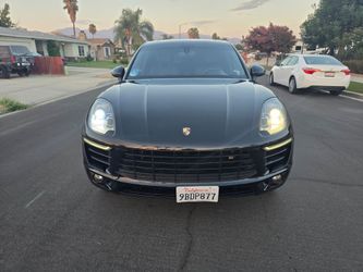 2016 Porsche Macan