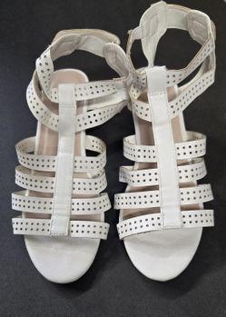 Children's Place Girl Shoes Size 3