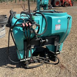 Enduraplas Land champ 100gal PTO Sprayer