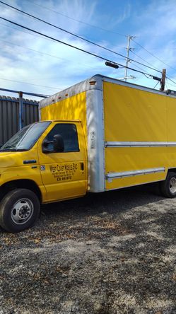 Ford E-Series Cutaway Box Truck Tools