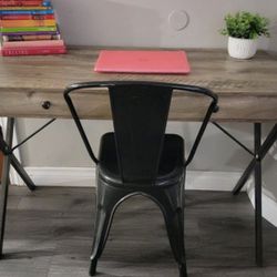 Office Desk With Chair 