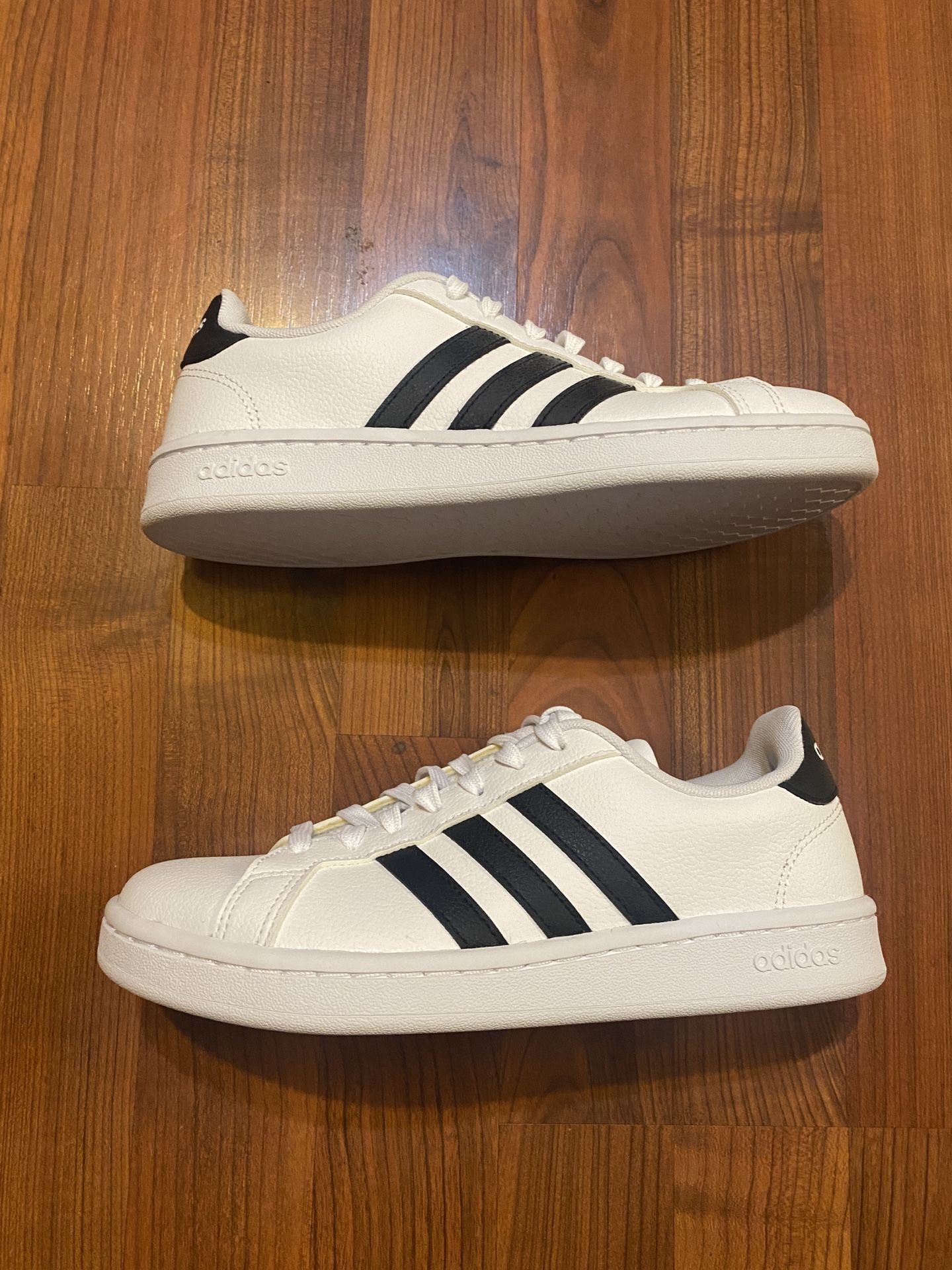 Women’s Adidas size 6.5 and 7