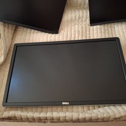 Dell Computer Screens $25 Each