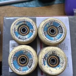 Bone Skate Wheels With Bronson Speeco Bearings Free