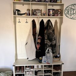 Hall Tree With Bench (Shoe Nook)