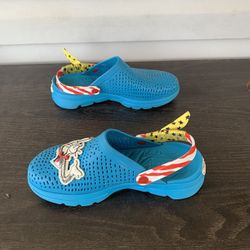 Dr. Seuss x Sketchers Go Walk 5 The Cat in the Hat Shoes