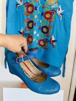 $10.00 For Both DRESS AND SHOES SIZE 7