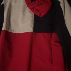 tommy hilfigher windbreaker size large barely worn 