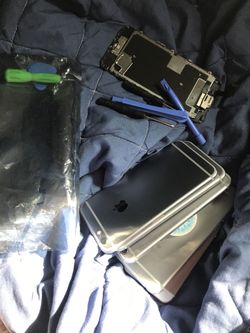 I FIX and trade iPhones