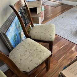 Free Chairs