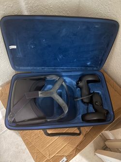Meta Quest VR Headset with Controllers and Carry Case