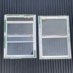 Aluminum Windows w Screens