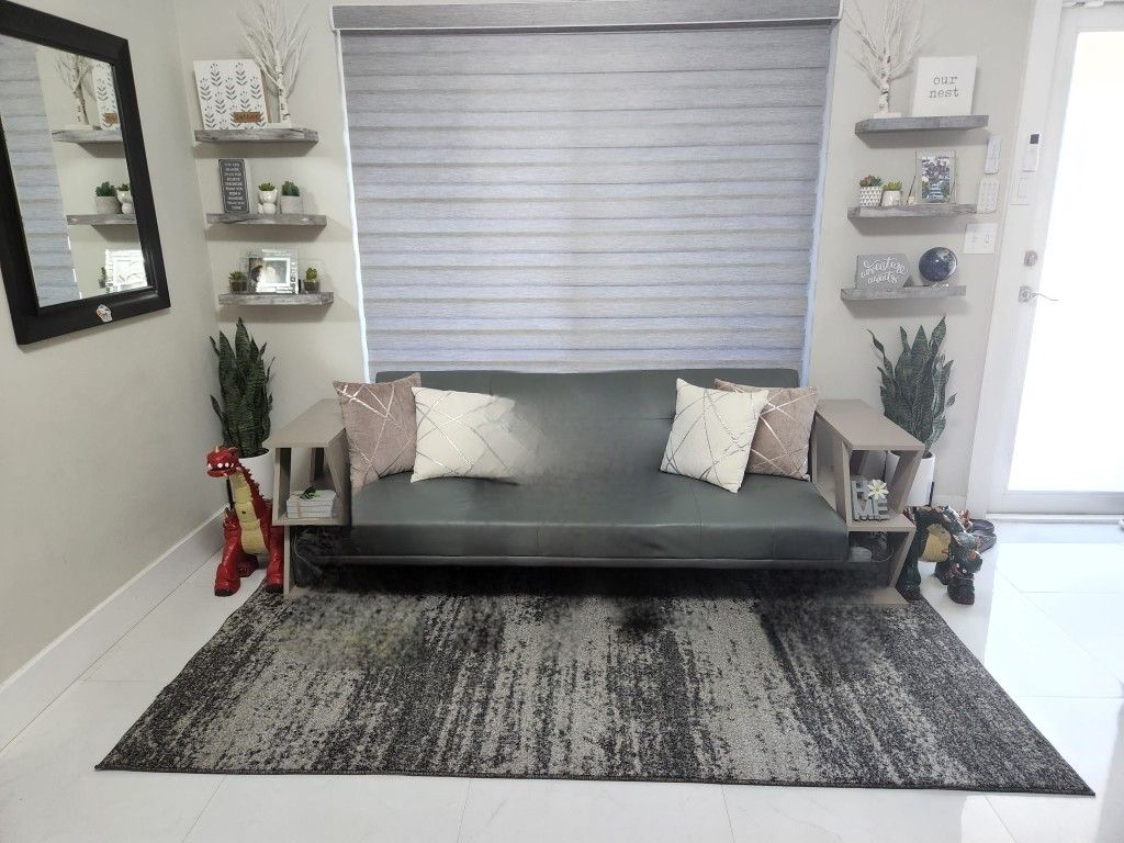 Used Unique Loom Del Mar Collection Area Rug