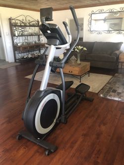PRO FORM ELLIPTICAL POWER RAMP 945 CE for Sale in Palmdale CA OfferUp