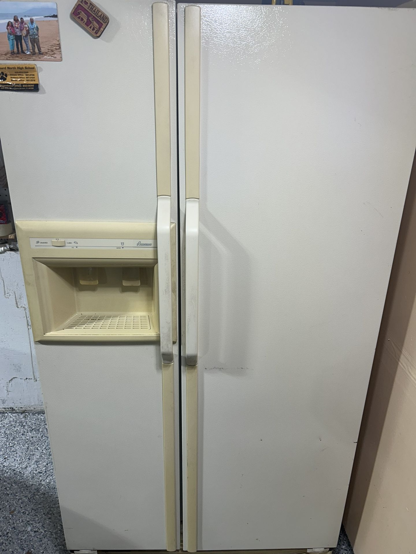 Refrigerator Amana Brand