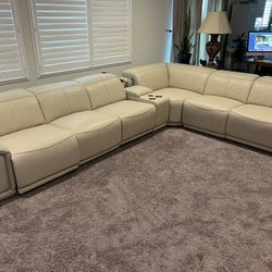 New 7 Piece / 1 Console / 3 PWR Top Grain Italian Leather.  123” X 138”x35”H.  Free Delivery!