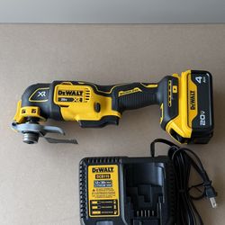 Dewalt XR 20-volt Max Cordless Brushless Variable speed 4 -Piece Oscillating Multi-Tool