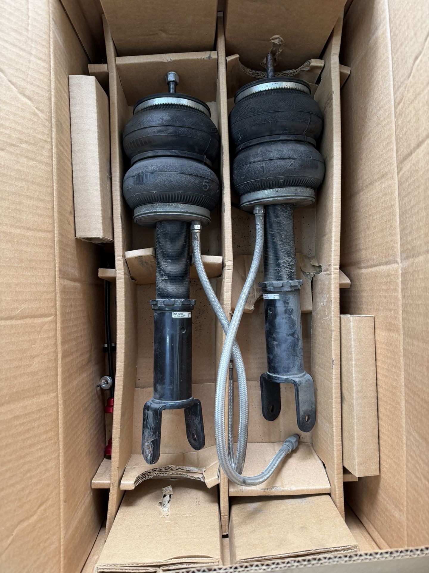 Airlifit 3P Q50 Awd Kit Used