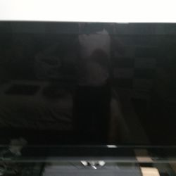 Shap Aquos Quattron Plasma 50" Tv