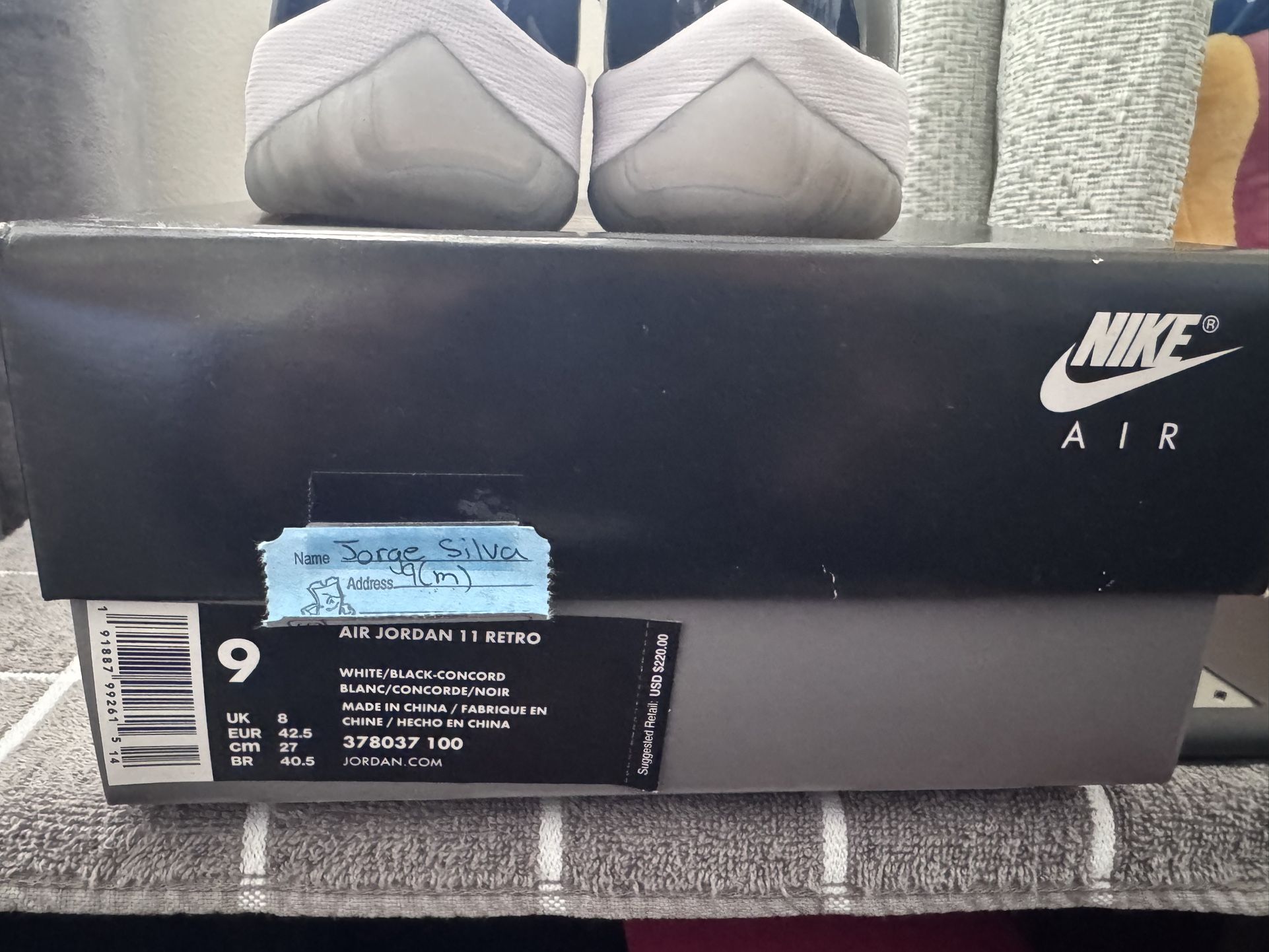 Air Jordan 11 Concord