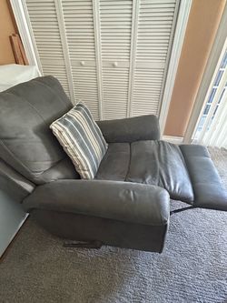 Recliner Chair