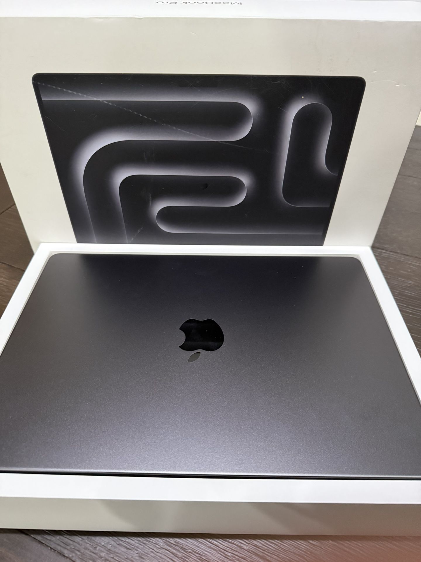 Apple MacBook Pro 14” M3 Pro 18gb Ram 512gb Apple Warranty