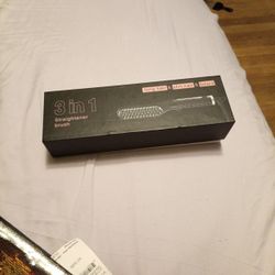 3 In 1 Straightener Brush