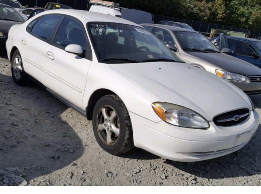 2004 Ford Taurus only 60,000 miles