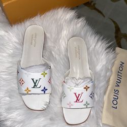 Louis Vuitton Sandals - Size 7 