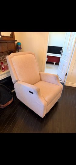 Big, big moving sale, Thursday only