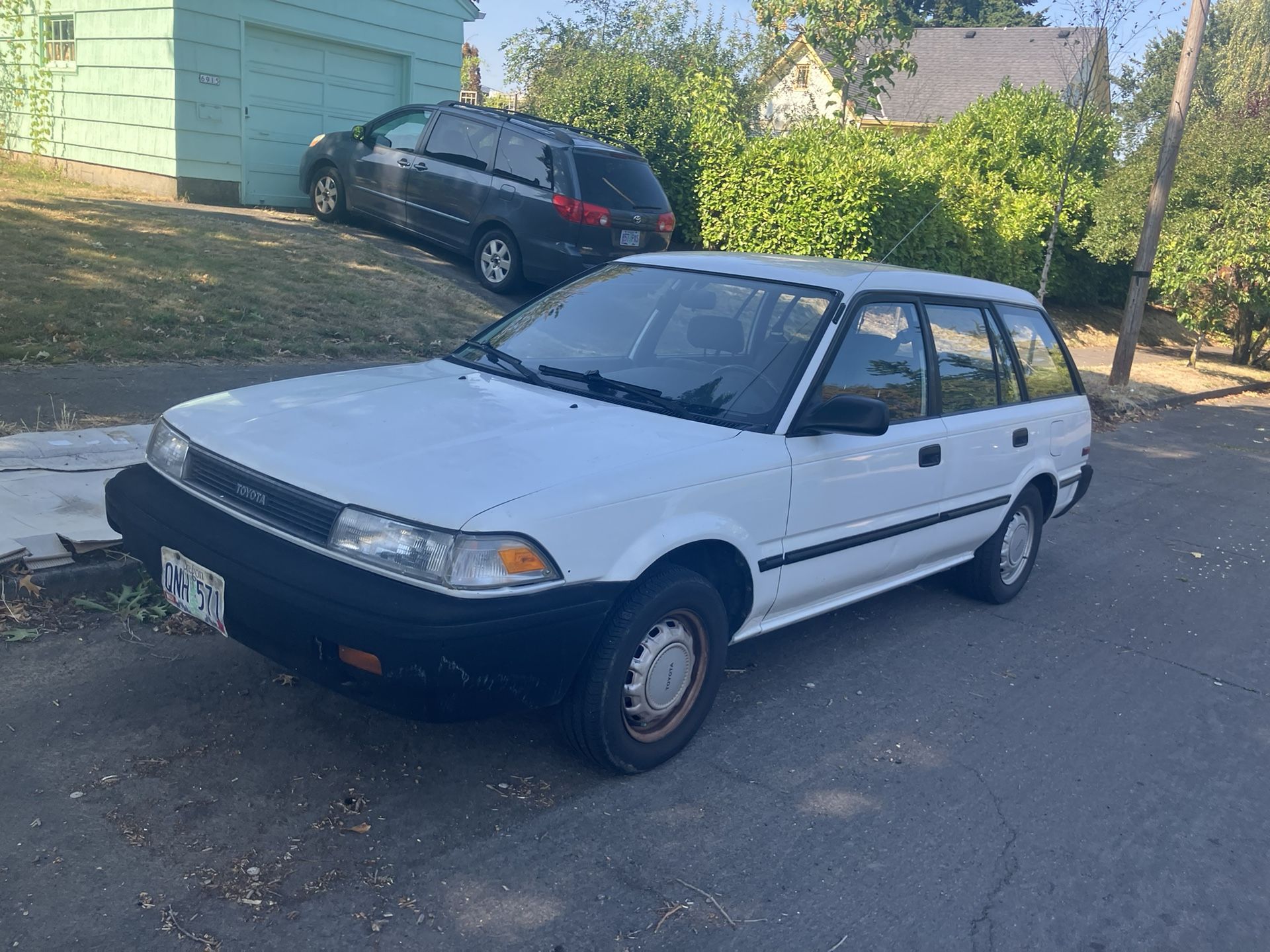 1990 Toyota Corolla