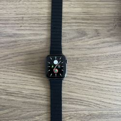 Apple Watch Series 5